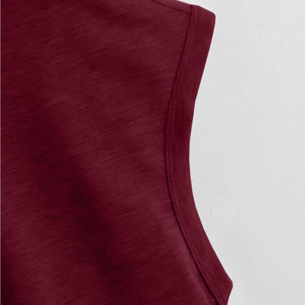 Women's Burgundy Hooded Top 🆕 - Picture 3 of 4